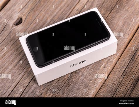 New Black Iphone 7 Plus Stock Photo Alamy