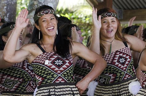 Traditions In New Zealand Photos Cantik