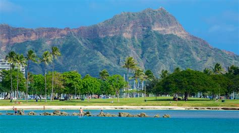Ala Moana Beach Park In Honolulu Expedia