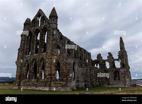 Whitby Abbey Graveyard Gravestones Hi Res Stock Photography And Images