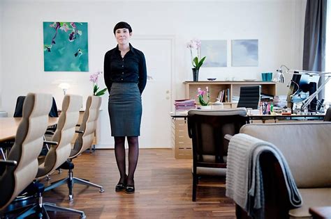 Ine marie eriksen søreide (born 2 may 1976) is a norwegian politician serving as minister of foreign affairs since 2017, the first woman to hold the position. Ine Eriksen Søreide, forsvarsministeren vår | Decent ...
