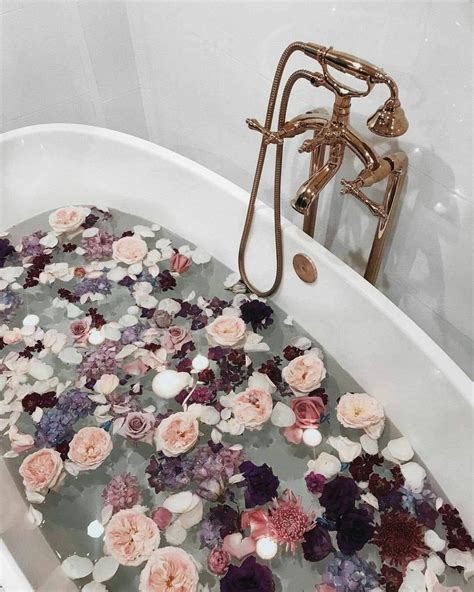 Pin By Emonroeandco On Aesthetically Pleasing Bath Aesthetic Flower