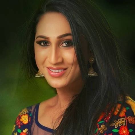 Decked in a yellow saree and red blouse, sowbhagya matched it up with her beau arjun, who wore. Anjali Ameer Wiki, Biography, Age, Movies, Images ...