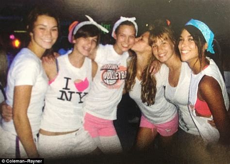 Exclusive Pictures Karlie Kloss Shines In Yearbook Photos Daily Mail
