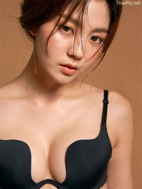 Korean Fashion Model Lee Chae Eun Nude For You Lingerie Set Page