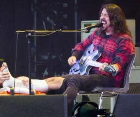 Dave Grohl Concert Hot Sex Picture
