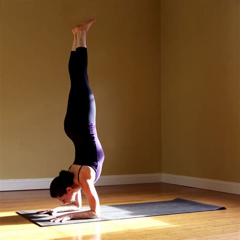 5 Challenging Yoga Poses That Benefit From A Strong Core Forearm