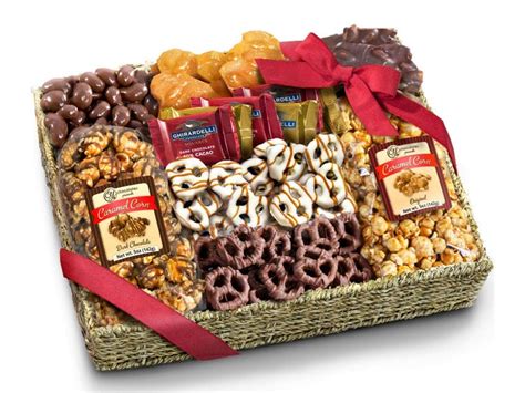 Find 30th birthday present ideas for a female friend right here at gifts australia's for her catalogue.you'll find many different types of ways to what are some good 30th birthday gift card ideas? 30th Birthday Gift Basket For Her