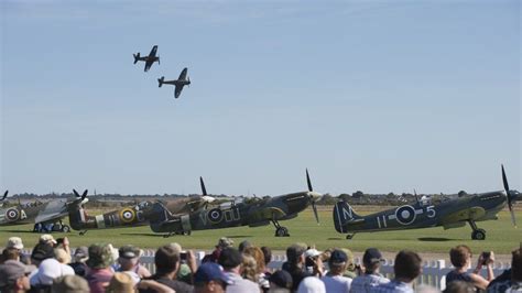 Spitfires To Perform At Duxford Battle Of Britain Air Show Bbc News
