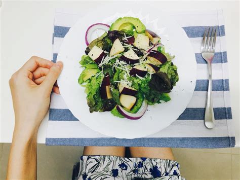 Veggieworld is one of the biggest vegan/vegetarian festivals in the world, and one of the biggest such fairs, with on average 8,000 visitors. Apple, avo, veggies, parmesan | Restaurant recipes ...