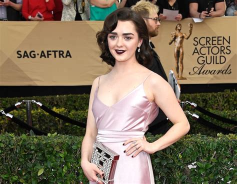 Maisie Williams From 2017 Sag Awards Red Carpet Arrivals E News