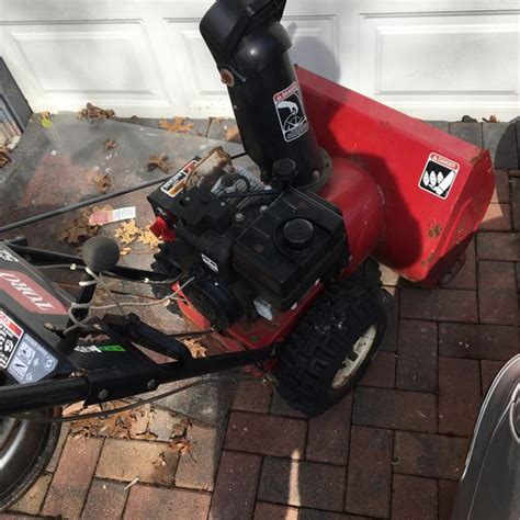 Want to fire it up, however don't have oil capacity drain the oil and see how much you get out. Toro 521 Snow Blower for Sale in Huntington Station, NY - OfferUp