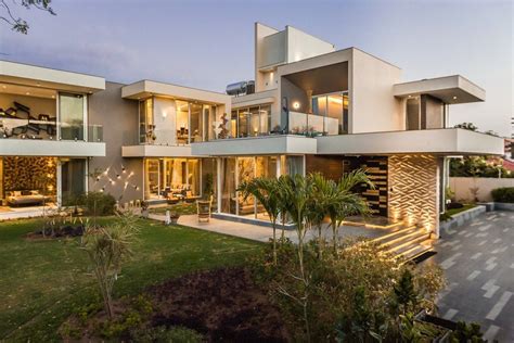 Urban House By Space Dynamix Arquitectura Casa Completa Fachadas
