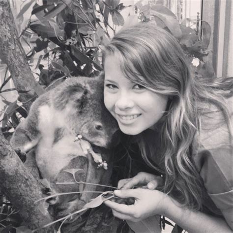 Bindi Irwin Is All Grown Up And Glam At Aacta Awards—see The Pic E News