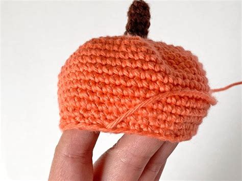 Cat Pumpkin Hat Crochet Pattern - Tiny Curl Crochet