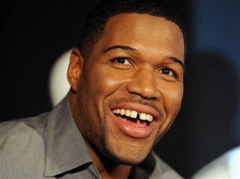 Michael Strahan “why I Never Closed The Gap In My Teeth