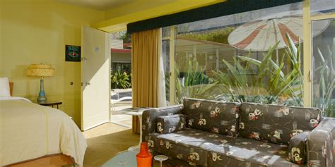 Atomic Paradise Room Orbit In Hotel Palm Springs A Retro Experience