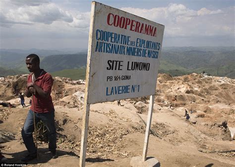 Hi im ceks and i have beste quality coltan from congo and we have to much! iPhone mineral miners of Africa use bare hands | Daily ...