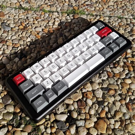 Small keyboard on stone : MechanicalKeyboards