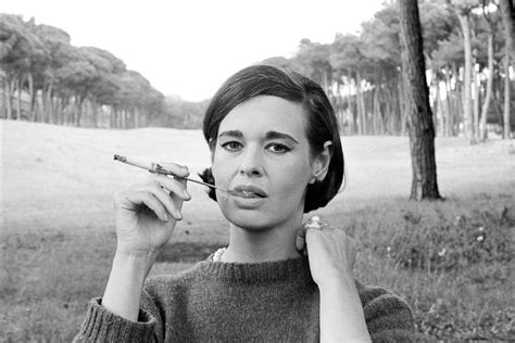 Gloria vanderbilt shorts & capris. Fallece la diseñadora, actriz y socialité, Gloria ...
