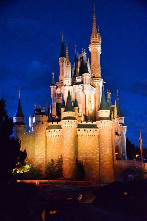 Huge collection, amazing choice, 100+ million high quality, affordable rf and rm images. Disney World Events, Disney Holidays and Disney Holiday information
