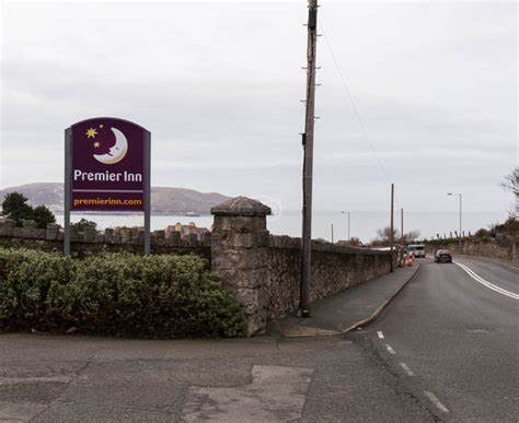 Premier inn's top competitors include kennington bed & breakfast, travelodge and easyhotel. PREMIER INN LLANDUDNO NORTH (LITTLE ORME) HOTEL - UPDATED ...