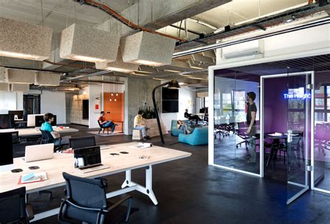 New Headquarters Space Of Online Platform Soundcloud By Kinzo