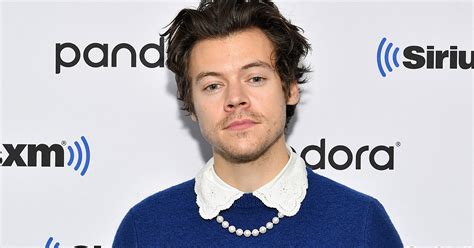 Harry Styles Makes History As Vogue S First Ever Solo Male Cover Star