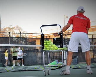 We connect you to players and events all over the west side and help you take tennis from being a hobby to part of your lifestyle! group-tennis-lesson-2 - Valter Paiva Tennis Academy ...