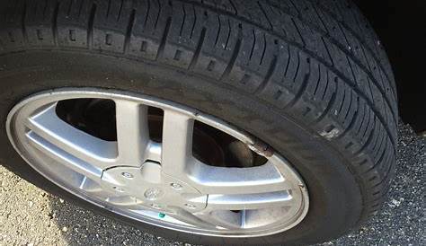 2002 ford focus tire size
