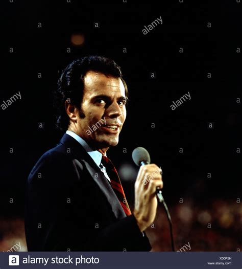 Spanish Singer Julio Iglesias High Resolution Stock Photography And
