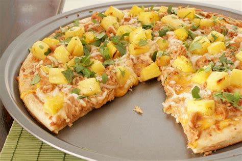 Sing For Your Supperbbq Chicken And Pineapple Pizza Sing For Your