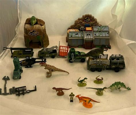 Jurassic Park Microverse T Rex Trap Playset Figures Micro Lost World Dinosaur Ebay In 2022