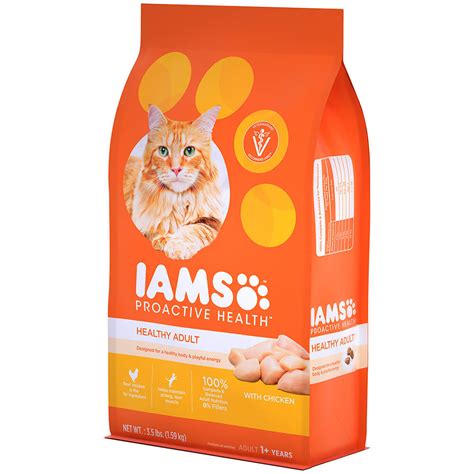 Fruits and vegetables are an important ingredient in dry cat food. IAMS | IAMS PROACTIVE HEALTH Healthy Adult Dry Cat Food ...