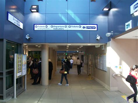 Fileburwood Railway Station Concourse Wikimedia Commons