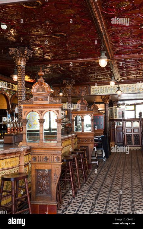 Northern Ireland Belfast Interior Of The Crown Liquor Saloon Stock