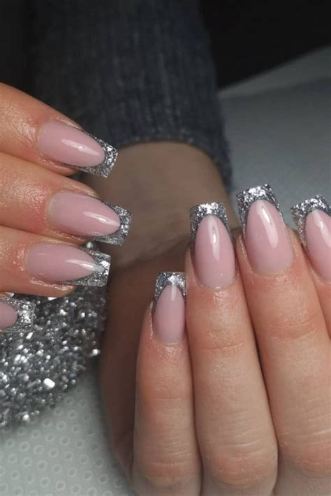 24 Elegant Silver Nails Design For Prom Nails To Try 2021