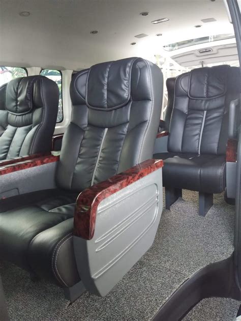 Sewa HiAce Premio Captai Seat Jogja, Kabin Luas Desain Modern