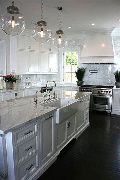10 White Kitchens With Dark Floors Decoomo