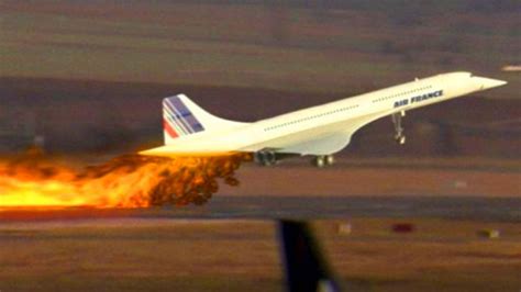 Air France Flight 4590 Concorde Crash, Killing All Passengers Onboard