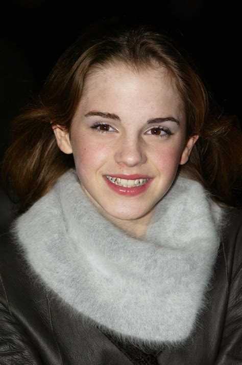 Lord Of The Premiere 2003 Emma Watson Photo 3182466 Fanpop