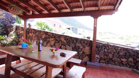 El tamaduste holiday home for up to 4 people from 60 eur by the sea. Casa de mi Abuela Maria El Hierro - YouTube
