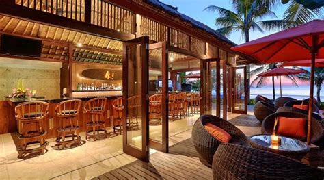 You don't need to pay for the entrance ticket to legian beach bali or free! Legian Beach Hotel
