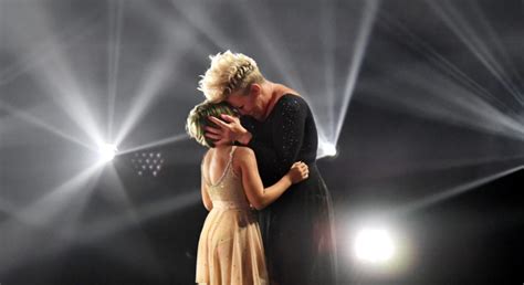 Pink Performs With Daughter Willow Sage In Aerial Duet