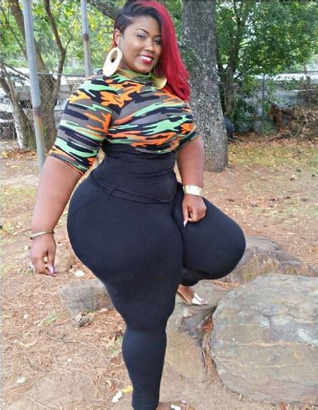 Plus Size Model Flaunts Photos Of Her Massive Hips And Curves