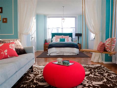 Hgtv helps you find a teenage bedroom color scheme that both teens and parents will love as you decorate your teen's bedroom. Teenage Bedroom Color Schemes: Pictures, Options & Ideas ...