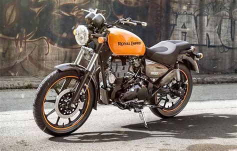 The classic is one of the most successful products in the royal enfield stable and has been the company's bestselling model. 2018 Royal Enfield Thunderbird X unveiled in India! From ...