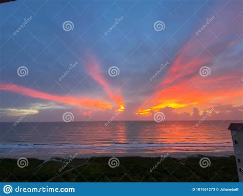 Sunrise Over The Atlantic Ocean Stock Image Image Of Peace Coastal