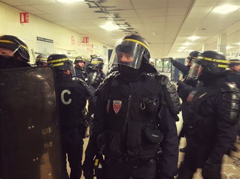 Blocage De L Universit De Rennes Op Ration De Police Au Petit