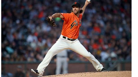Madison bumgarner is an american baseball player for the arizona diamondbacks of mlb.his full name is madison kyle bumgarner. Baggarly: Madison Bumgarner threw bullpen session with ...